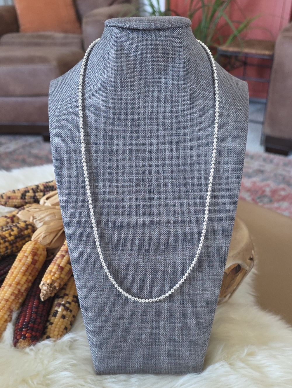 Gorgeous NWOT Native American Shiny Navajo Sterling Bead Pearl Necklace 🩶🎁❤️